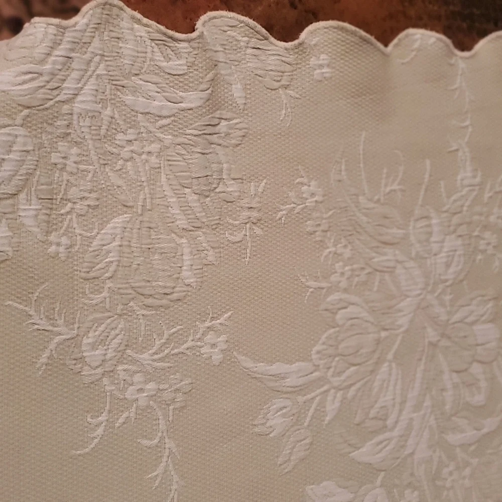 Waverly Vintage Garden Room Sage Floral Scalloped Edges Coverlet 90